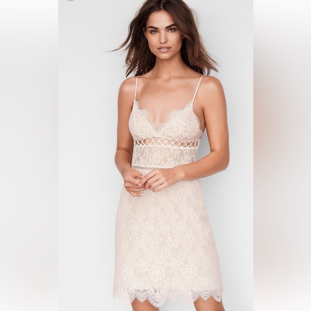 NWOT Victoria’s Secret Dream Angels Floral Lace and Rings Slip Dress size XS